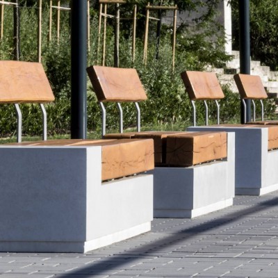 Benches and deck chairs, Budapest quay